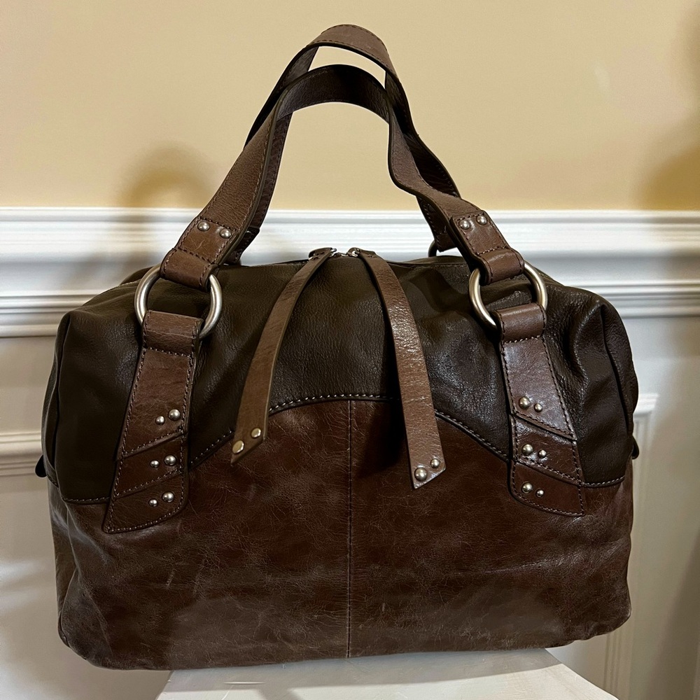 Kenneth Cole Reaction, Expresso Brown Distressed Leather Satchel Handbag.
